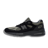New Balance 991v2 MiUK Stone Island Black