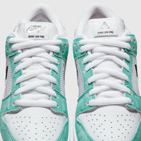 Nike SB Dunk Low April Skateboards