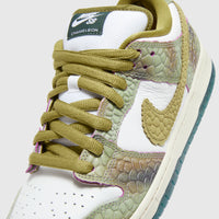 Nike SB Dunk Low Alexis Sablone Chameleon