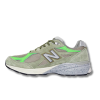New Balance 990v3 MiUSA Patta Keep Your Family Close