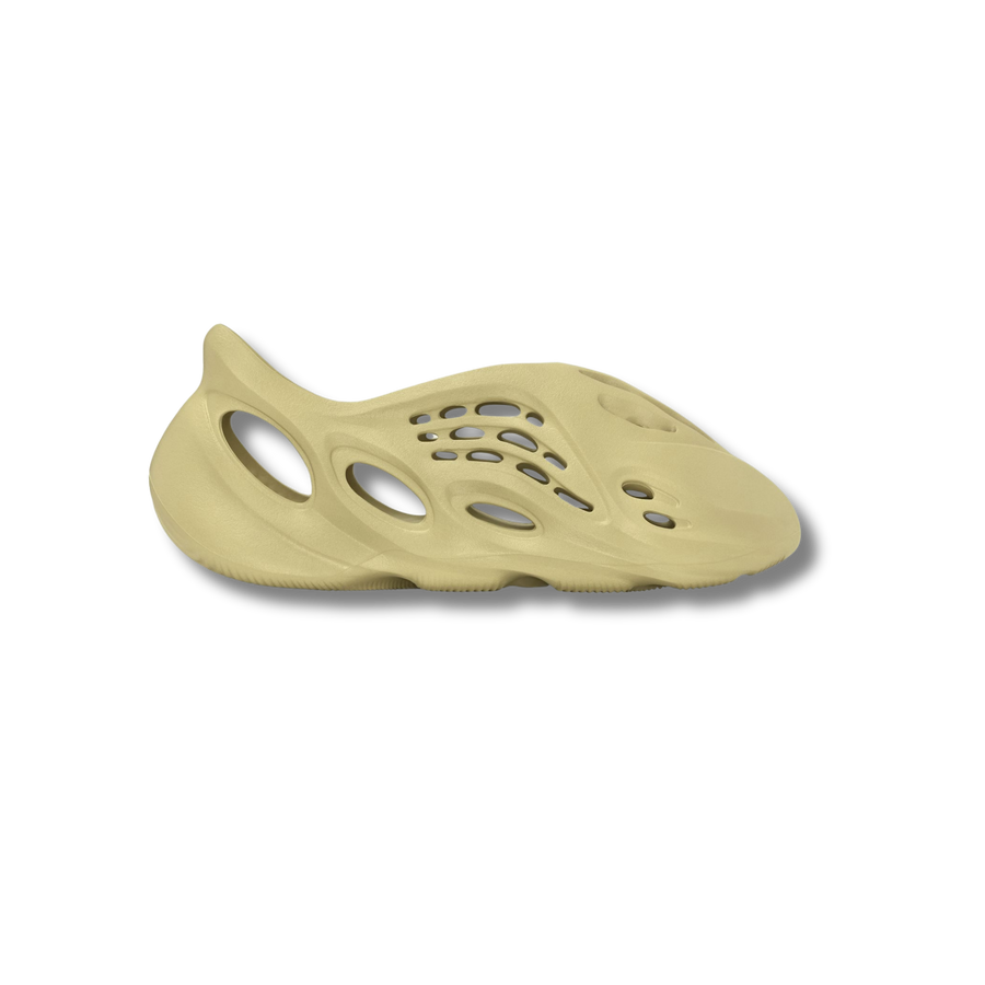 adidas Yeezy Foam RNNR Sulfur