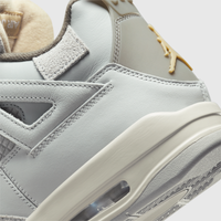 Jordan 4 Retro SE Craft Photon Dust