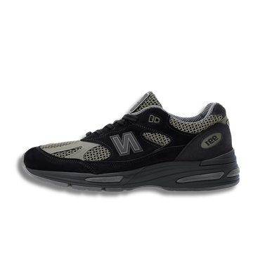 New Balance 991v2 MiUK Stone Island Black