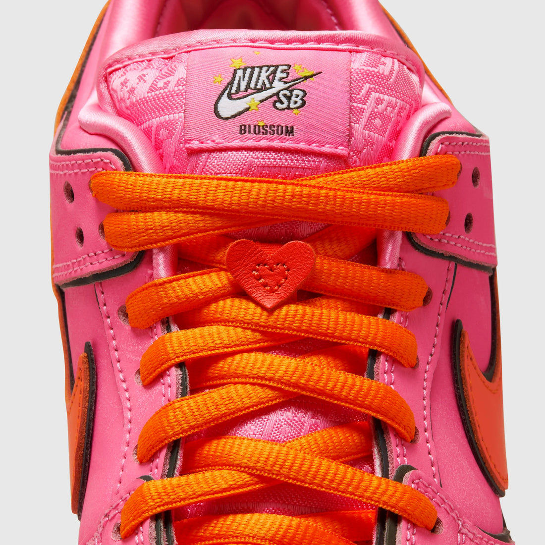 Nike SB Dunk Low The Powerpuff Girls Blossom
